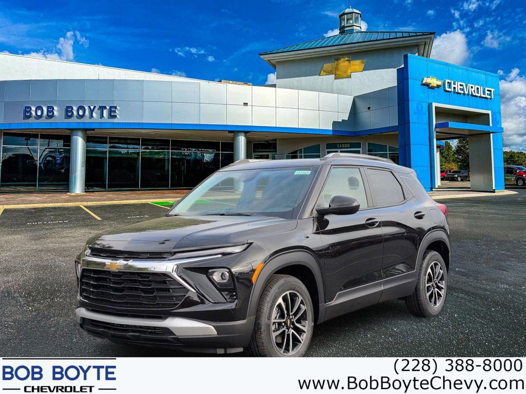2026 Chevrolet Trailblazer LT in Mosaic Black Metallic — front three-quarter view