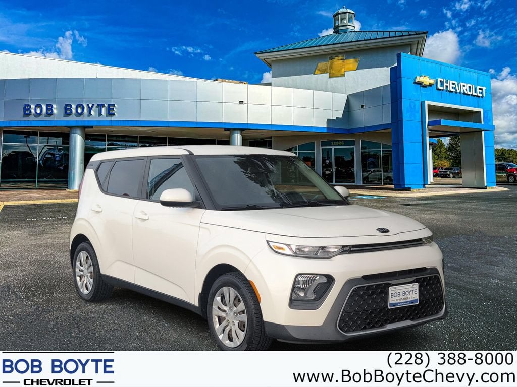 2020 Kia Soul LX in Other — front three-quarter view