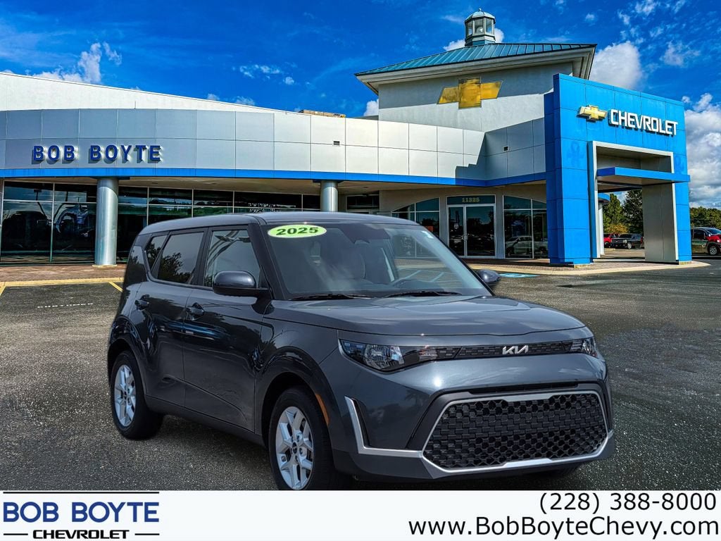 2025 Kia Soul LX in Gray — front three-quarter view